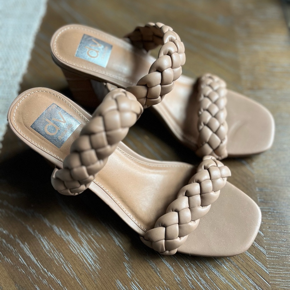 Dolce Vita Tan Chunky Block Heel Sandals Braided Strap Hardey size 8